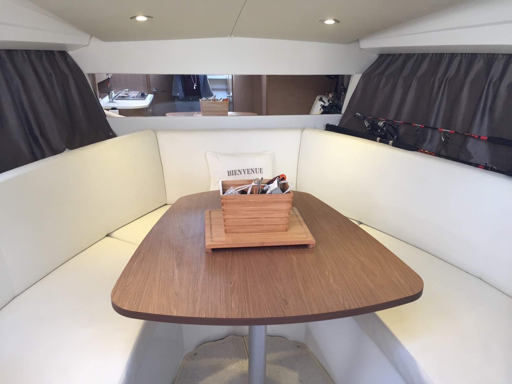 JEANNEAU Leader 8_7