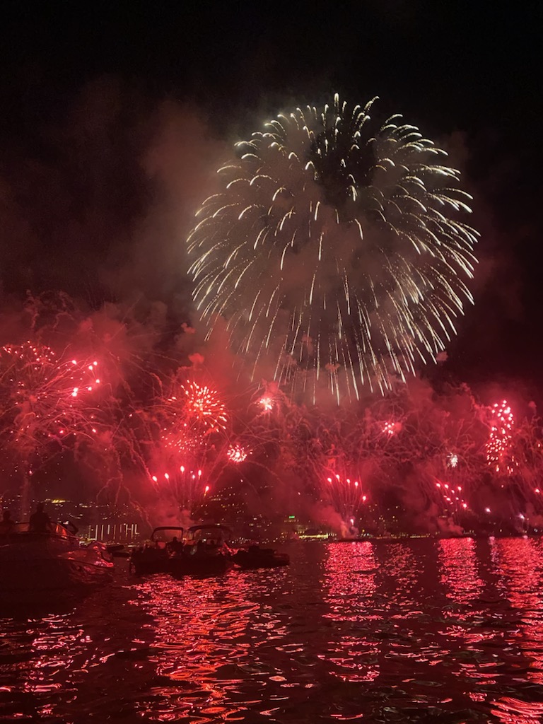 yacht party cannes